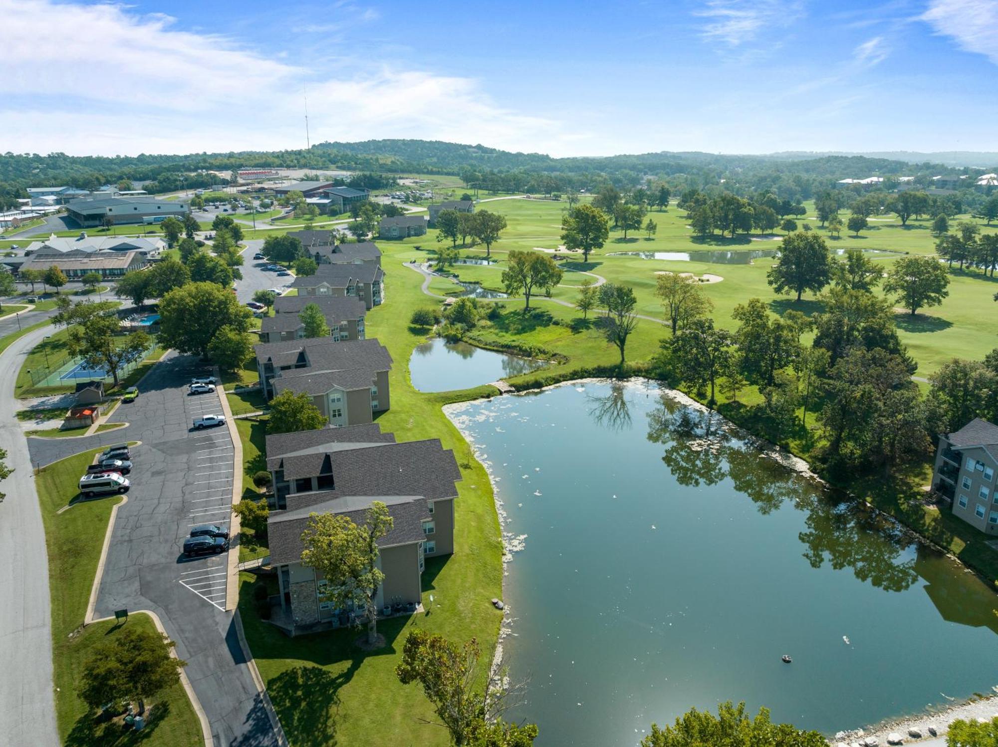 Carefree Getaways Condo Branson Exterior photo
