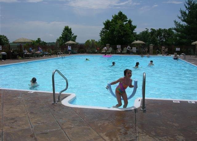 Carefree Getaways Condo Branson Exterior photo