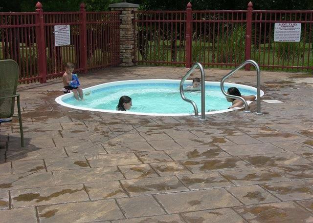 Carefree Getaways Condo Branson Exterior photo